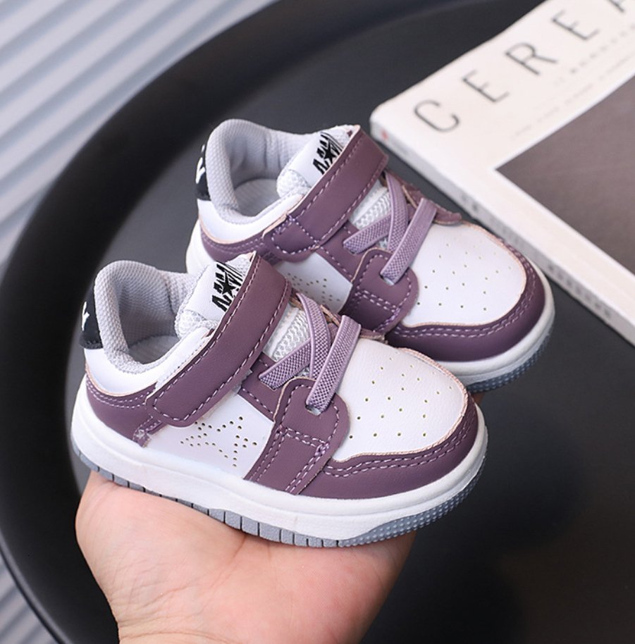 Lightweight Cushioned Luxury Kids Walking Shoes Designer Athletic Baby Boys Girls Casual Outdoor Sneakers Soft Breathable Footwear for Toddler Schoo