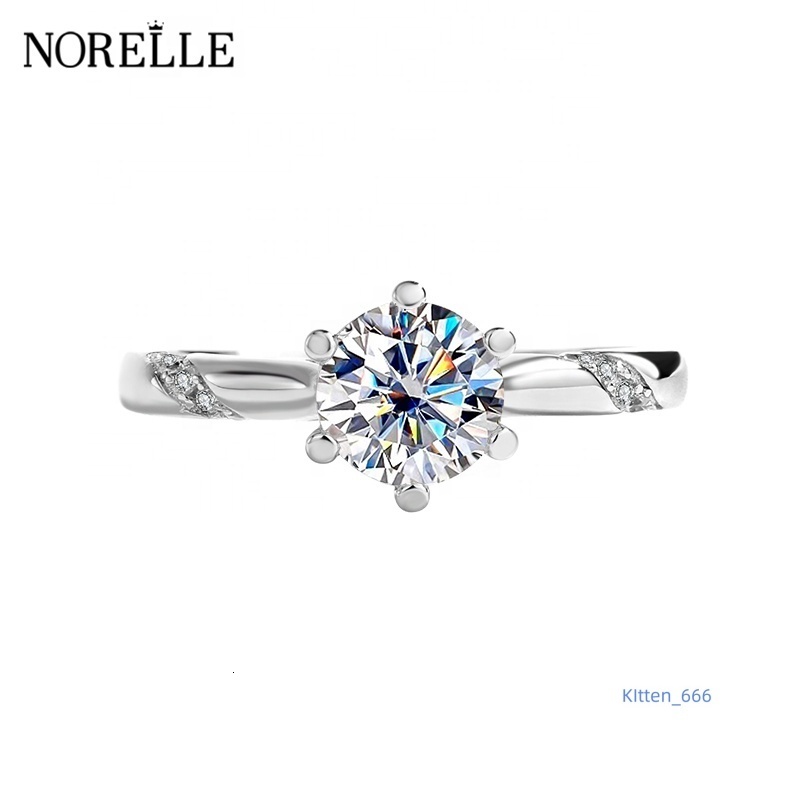 Direct Sale Manufacturer 925 Sterling Silver 0.5ct Wedding Engagement Rings for Women Classic Moissanite 5-Year Color Retention