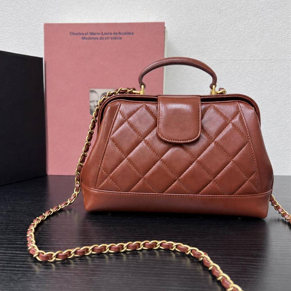 Vintage Top Handle Bag Oil Wax Lambskin Quilted Frame Satchel Chain Crossbody Roomy Chic Work Travel Evening Top-Tier Designer New Arrival