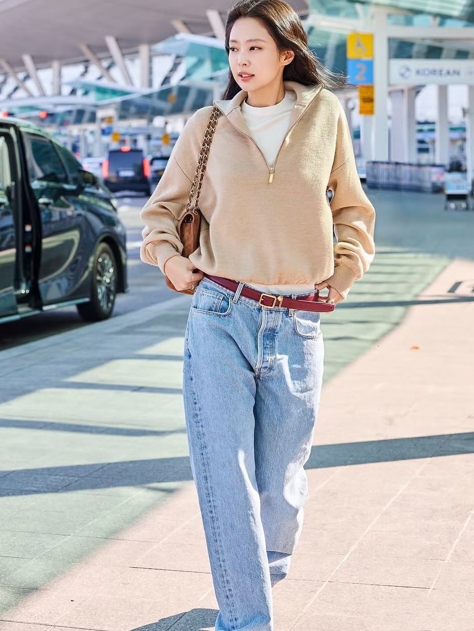 Trendy Celebrity Style High End Custom Made Slim Fit Straight Leg Jeans High Waisted Slimming Versatile With Embroidered Pockets Long Pants Luxury