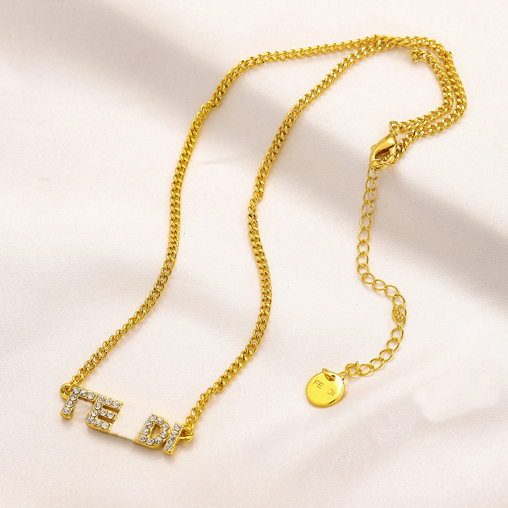 18K Gold Plated Luxury Designer Necklace for Women Brand Letter Pendant Choker Chain Necklaces Jewelry Accessory Gifts Never Fade 20Style