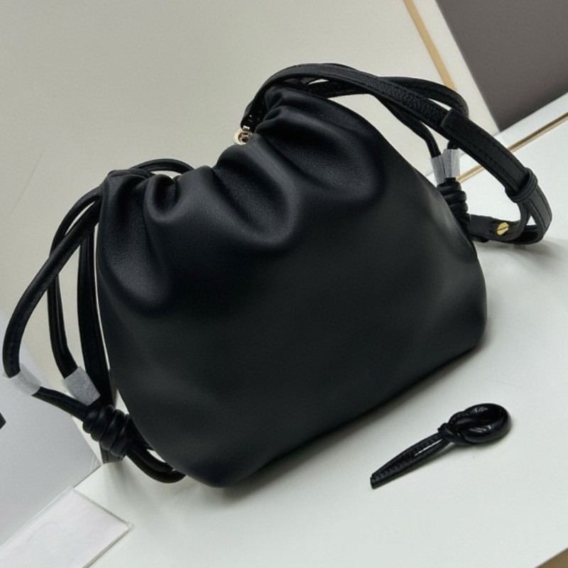2026 Hot luxury designer bag Women's Chain Bucket Bag Hangdog Large Capacity Shoulder Underarm Motorcycle Style Purse free shipping