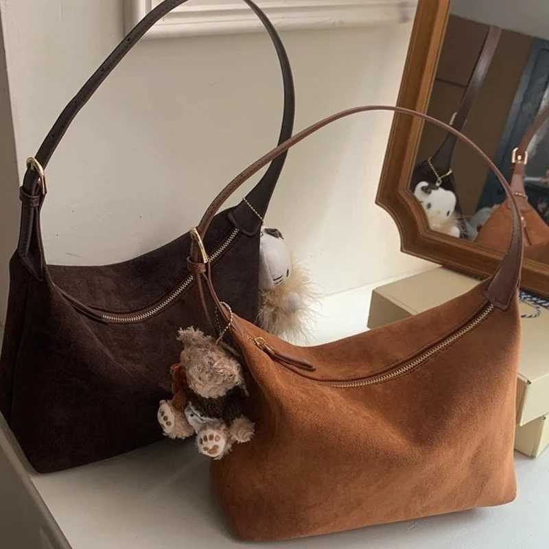 Evening Bags 2026 New Vintage Women's Bag Chamois Leather Underarm Pouch For Women Large Capacity Handbag Shopping Shoulder Bag Purses H261016