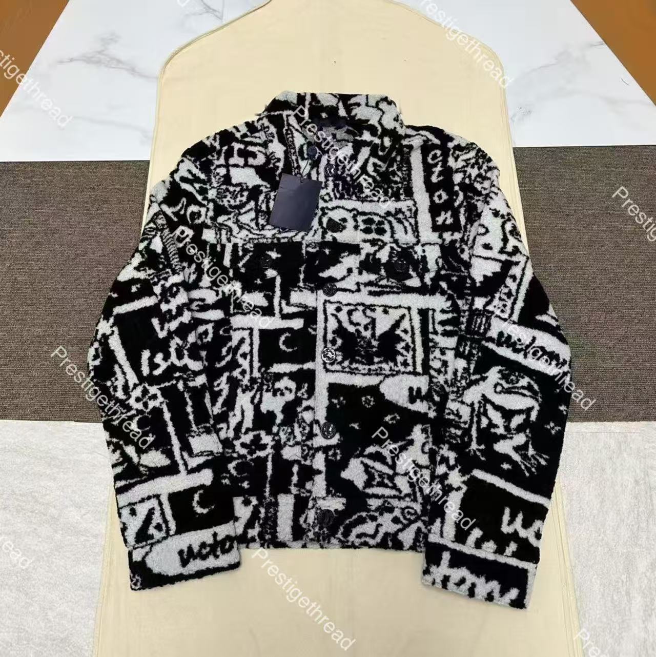 Autumn and winter new Men's Jackets, designer high-quality wool fabric, black and white playful pig cartoon portrait with turn-down collar jack