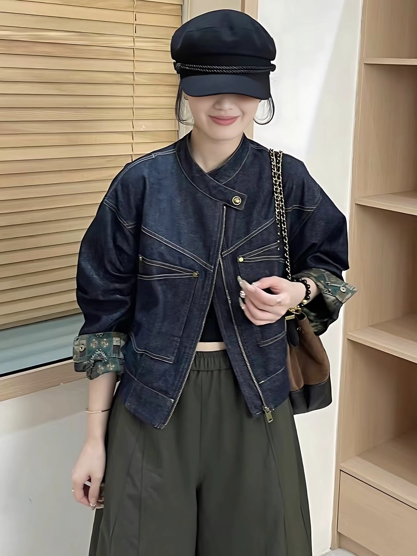Women Premium Stand Collar Cropped Denim Jacket Autumn Fashion Versatile Casual Jean Short Outerwear
