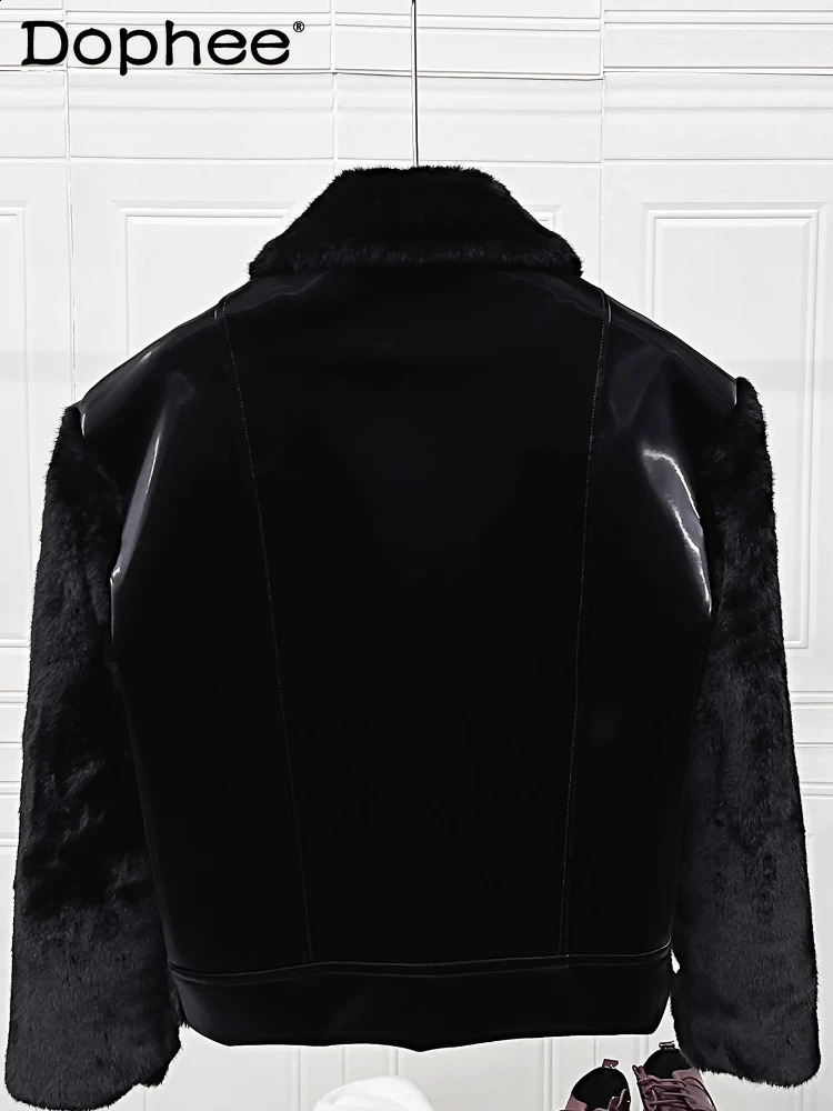 Men's 2025 Winter Fashion Fur Integrated Faux Coats Warm Thickened Leather Jackets Long Sleeve Chic 261012