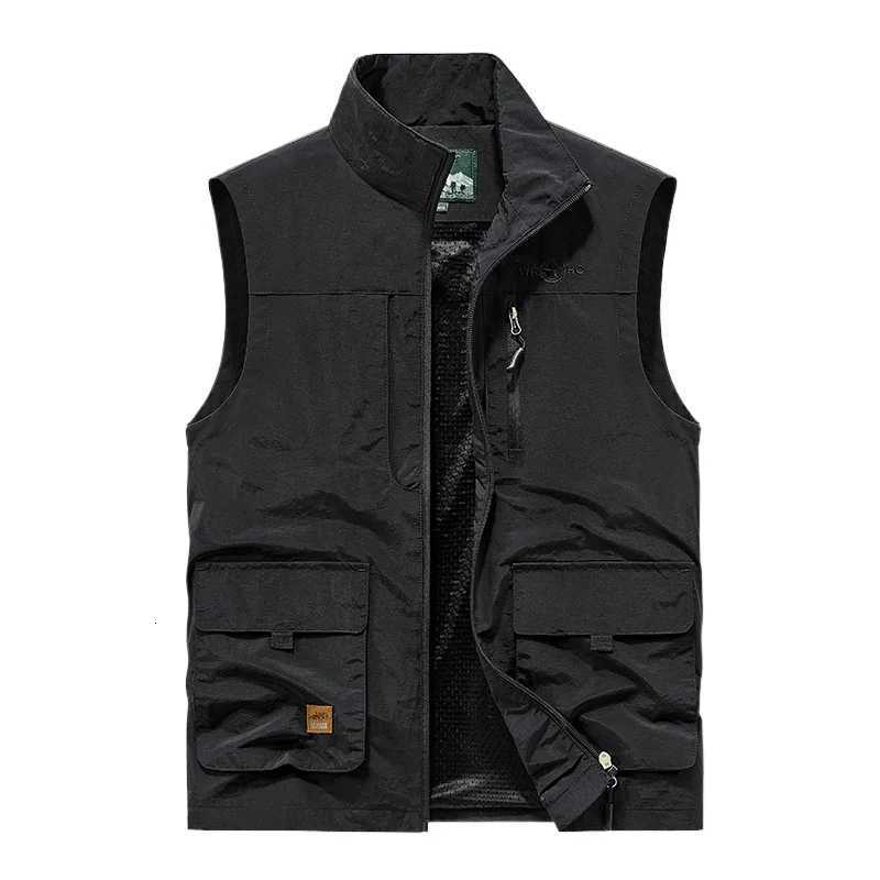 Mesh Men's Vests Men Outdoor Thin Waistcoats Climbing Sleeveless Jackets New Summer Men Multi-pockets Fishing Photography Breathable Vests 6W26