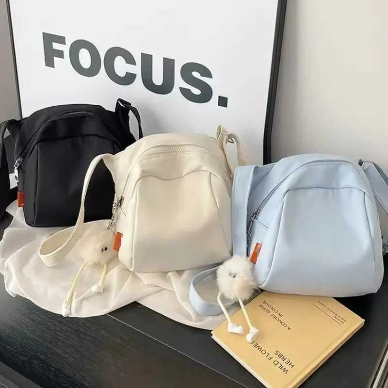Shoulder Bags Lightweight and Versatile Nylon Shell Bag for Women 2026 New Large Capacity Casual Single Shoulder Crossbody Commuting Bag H261016