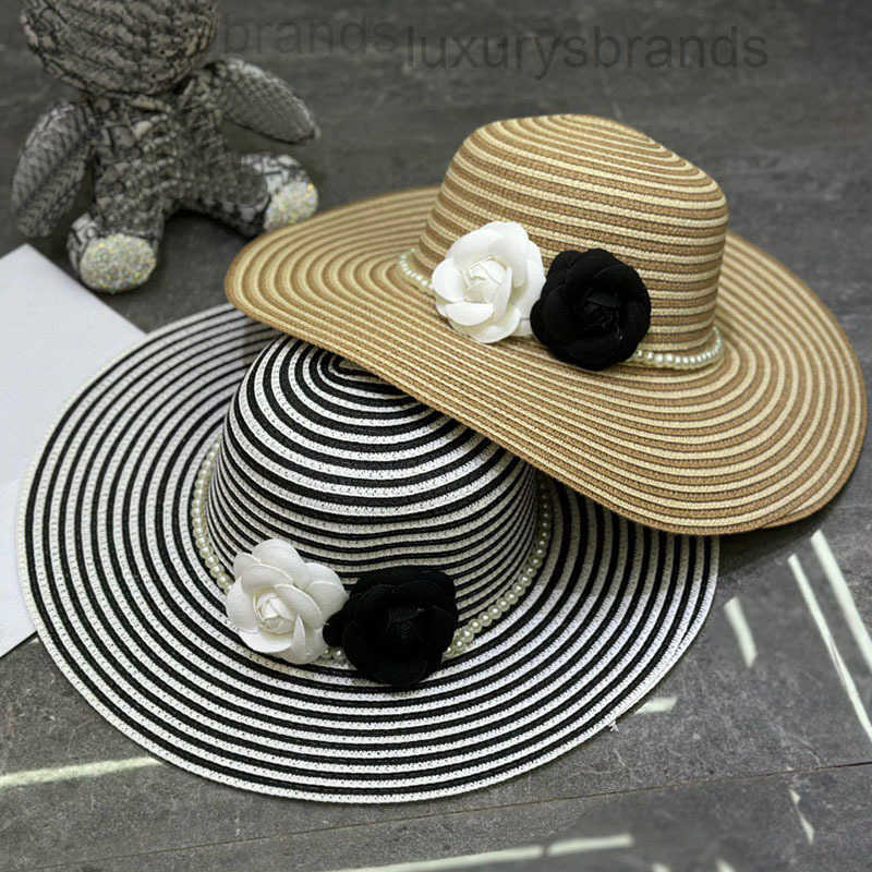 Designer ladies oversized striped sun hat fashionable beach vacation hat elegant womens hat with original packaging box