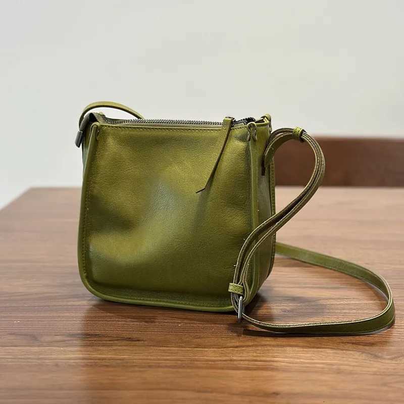 Evening Bags Johnature Spring/Summer Small Bag Genuine Leather 2026 New Women Bucket Bag Outward Commuting Simple Shoulder Crossbody Bags H261016