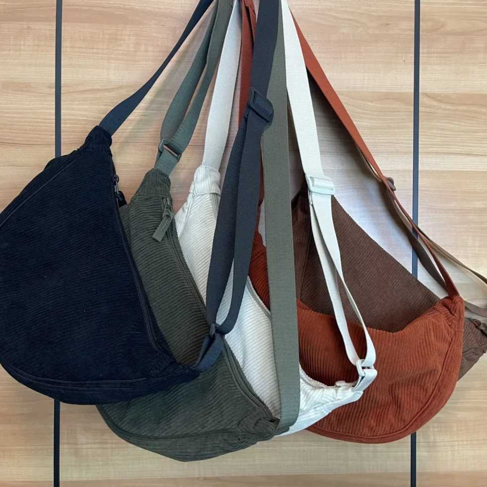 Shoulder Bags New Simple and Casual Solid Color Corduroy Large Capacity Women's Dumpling Bag Shoulder Bag for Travel and Commuting Handbags H26