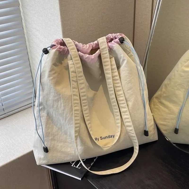 Shoulder Bags Summer New Canvas Tote Bag for Students in Class Large Capacity Versatile Shoulder Bag Casual Commuter Handheld Canvas Bag H261016