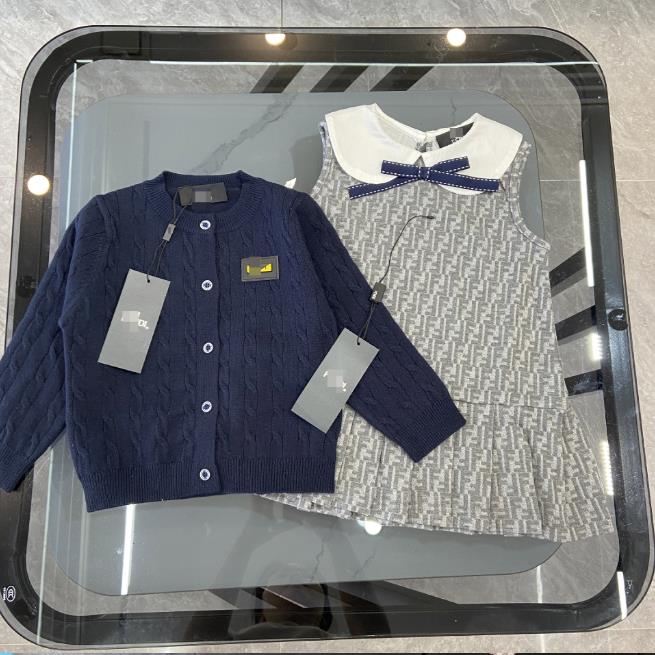 Summer Kids Designer Clothes Cute Two Piece Skirt Set Baby Girls Children Clothing Dresses Sets Short Sleeve Pullover T-shirt Pleated Cake Dress P84