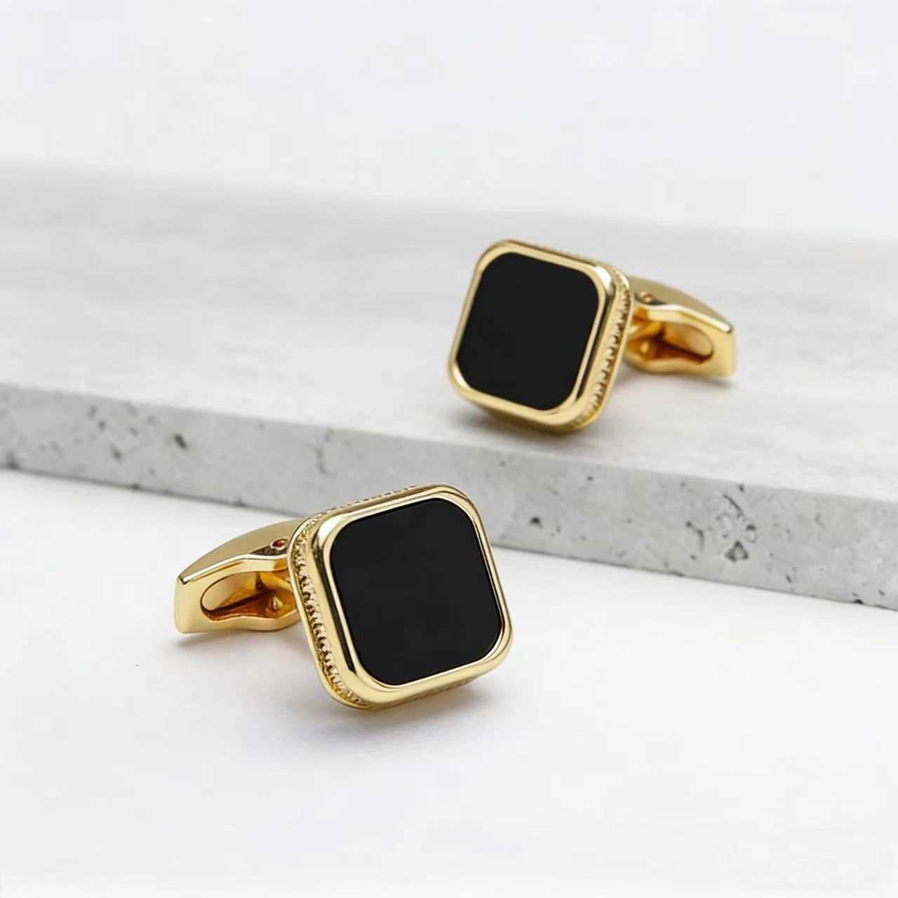 Links TOMYE Men's Black Cuff Square Cufflinks Classic Alloy Gold Plated Cuff Links for Business Wedding Shirt Jewelry Gift for HimW261017