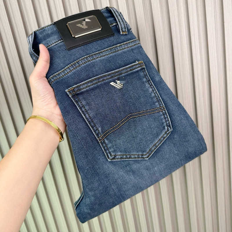 designer Men's Jeans Old Brand Eagle High-End European Style men Jeans Blue Four Seasons Retro Stretch Washed Slim Straight-Leg men Pants Q2WU