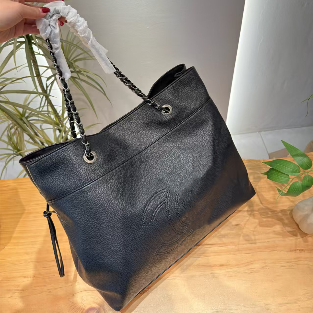 Large capacity women's commuting shoulder bag 928 leather chain shopping tote bag luxurious designer multifunctional women's handbag