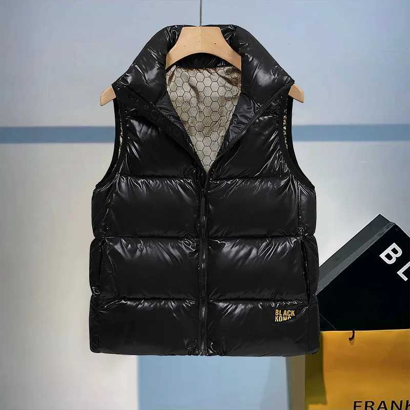 Fashion Men's Men Vests Brand Winter Vest Warm Coat Hooded Light Plus Size Mens Work Vests Waistcoat New Spring Autumn Sleeveless JacketW261017