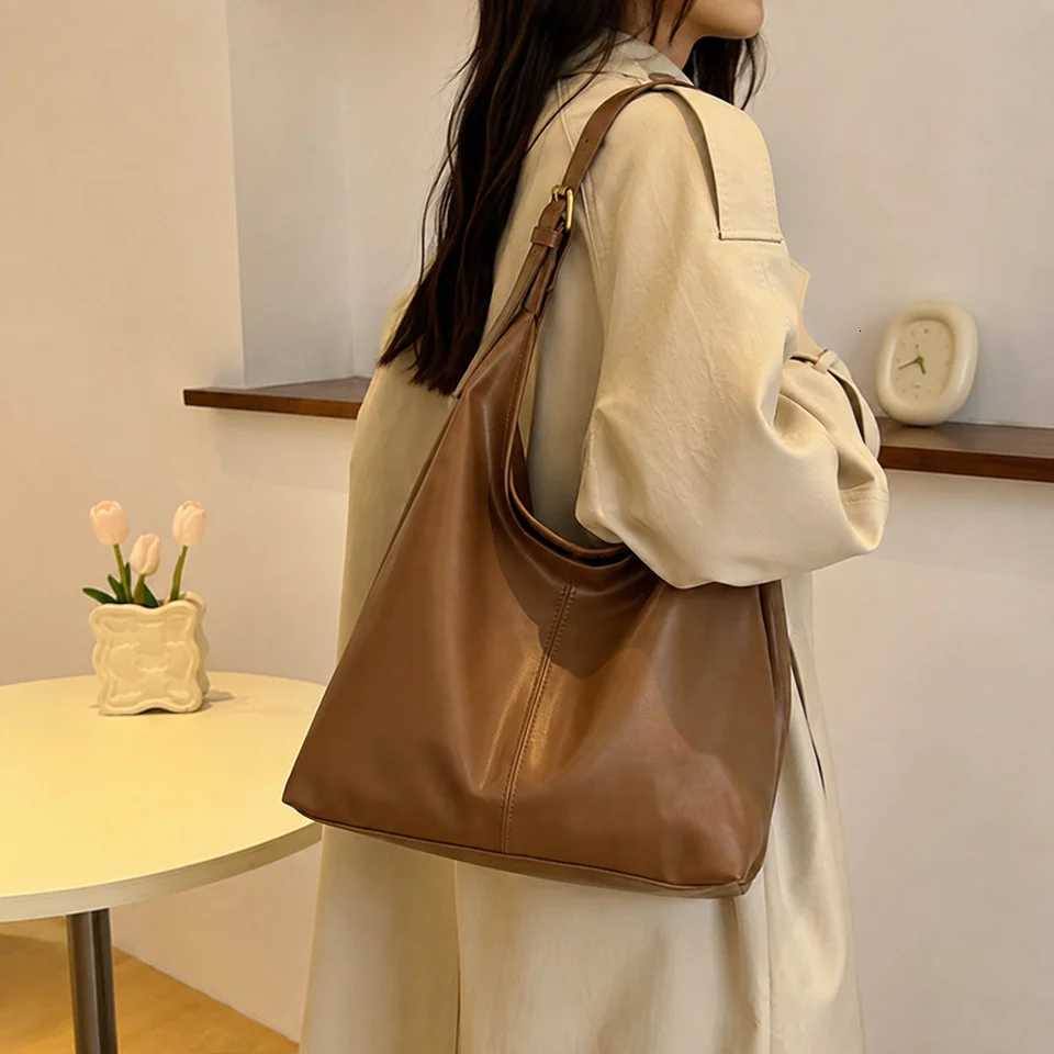 Evening Bags Womens Large Capacity Hobo Shoulder Bag Soft Leather Look Adjustable Strap Slouchy Tote Handbag Casual Daily Purse H261016
