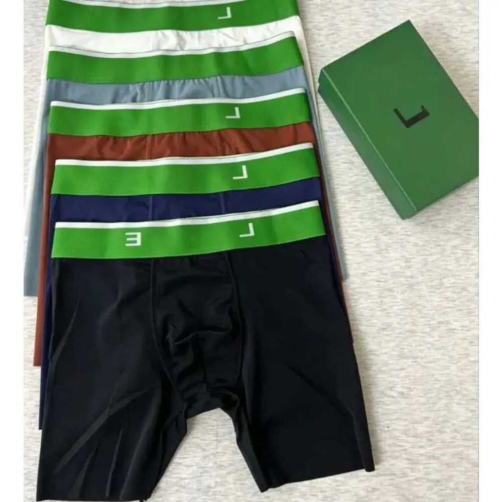 Men's Underwear 2026 Designers Mens Boxers Brands Underpants Sexy Classic Man Boxer Casual Shorts Soft Breathable Luxury Comfortable briefs Und