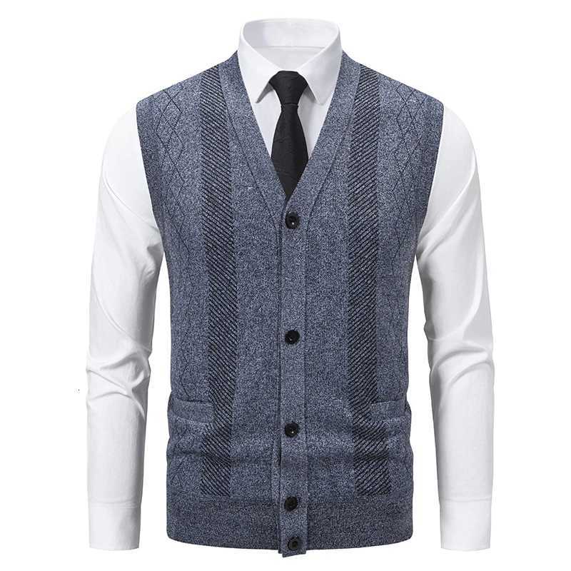 Vests Men Sleeveless Sweater Men's Cardigan Button Down Casual Knit Vests Autumn Winter Fleece Vests CardiganW261017