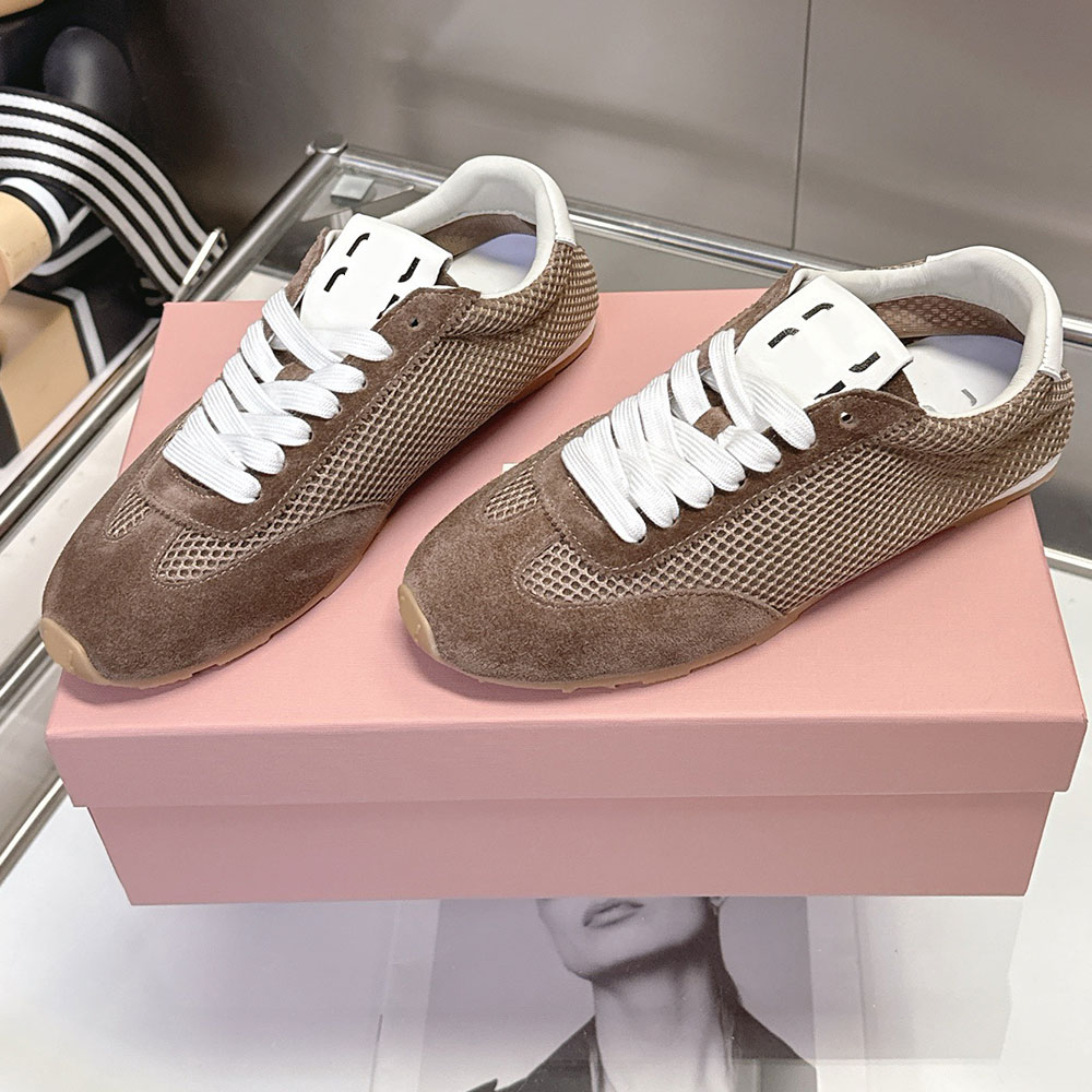 Breathable Mesh And Suede Sneakers Luxury Designer Sneaker Fashion Brand Womens Sneaker Outdoor Comfort Classic Running Shoes Rubber Sole Size 35 42