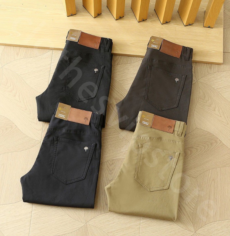Designer Pants for Men Autumn and Winter Knitted Textured Metal Pendant Slim Casual Pants L1289