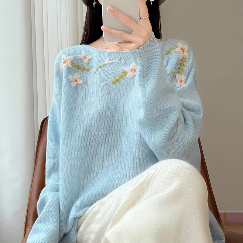 women's sweaters in autumn and winter 100 pure wool knitted Oneck pullover solid color long sleeves 261009