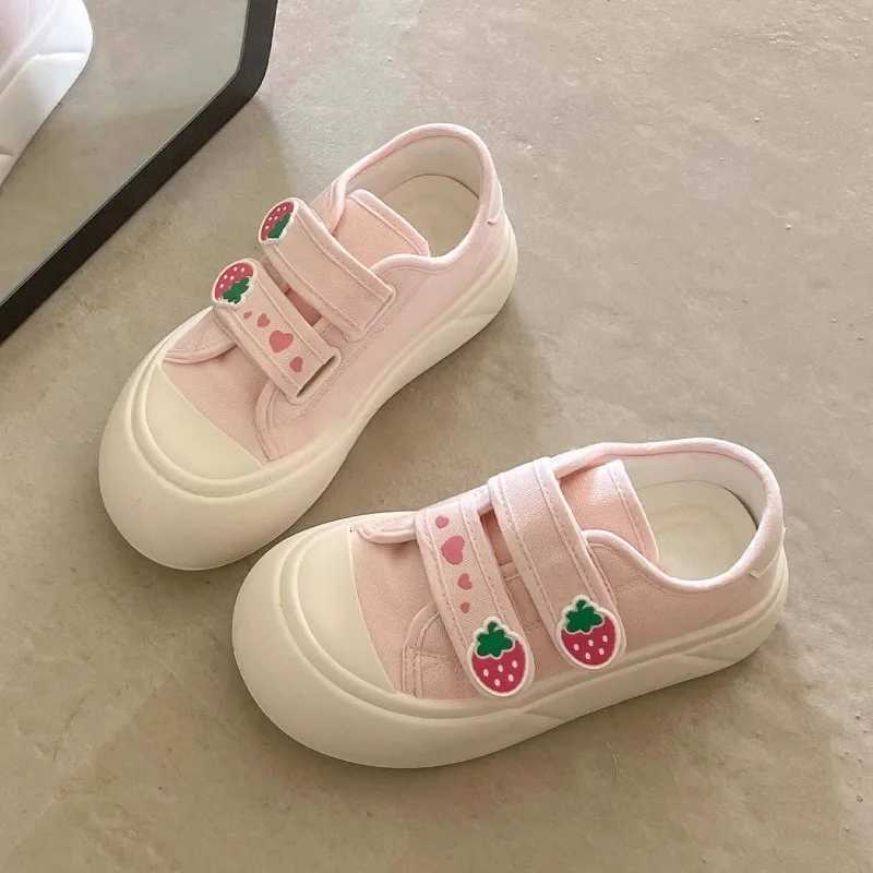 Casual Shoes Women's Canvas Shoes 2026 Spring Autumn New Breathable Platform Casual Board Shoes Lightweight Comfortable Soft Sole Sneakers H261
