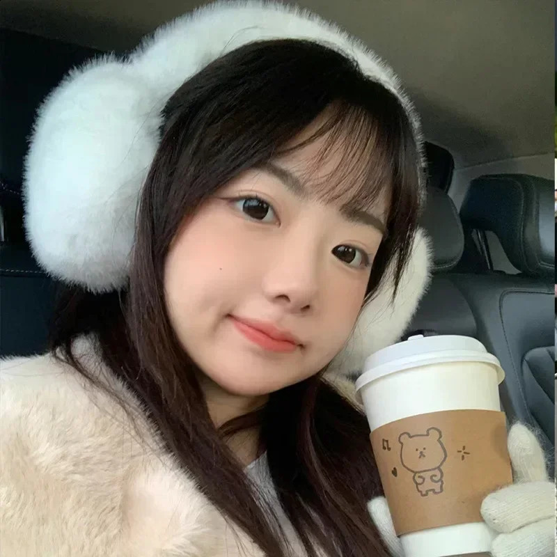 Earmuffs for Autumn and Winter Women's Outdoor Travel Warm and Thickened Earmuffs with Plush Ear Protectors 261013