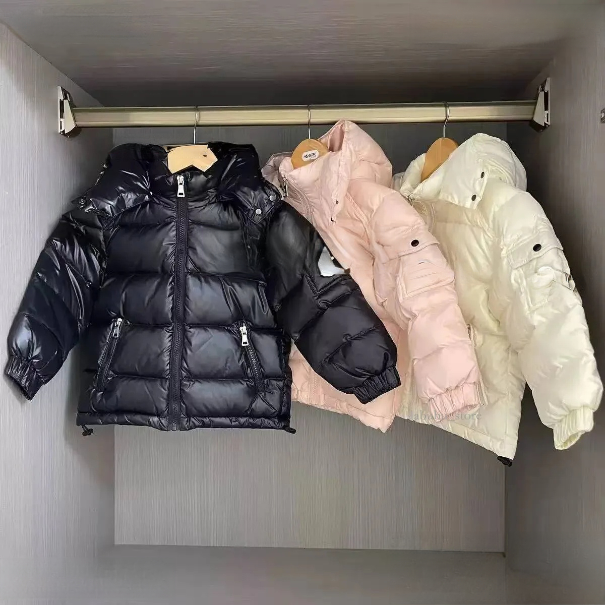 Winter Big Kids Short Hooded Padded Parka, Cool Trendy Thick Warm Boys Girls Overcoat, Windproof Long Sleeve Children Jacket for School & Daily Outd