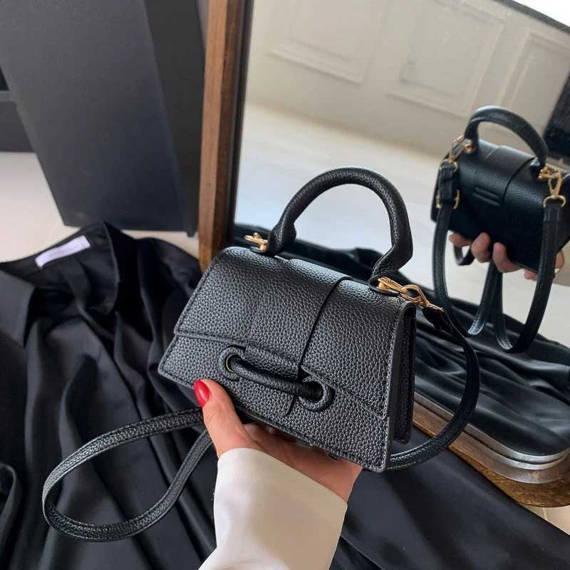 Evening Bags Totes Solid Simple Handbag 2025 New Versatile Ins Style Single-shoulder Crossbody Bag Small Square Bag Korean Version for Women H261016