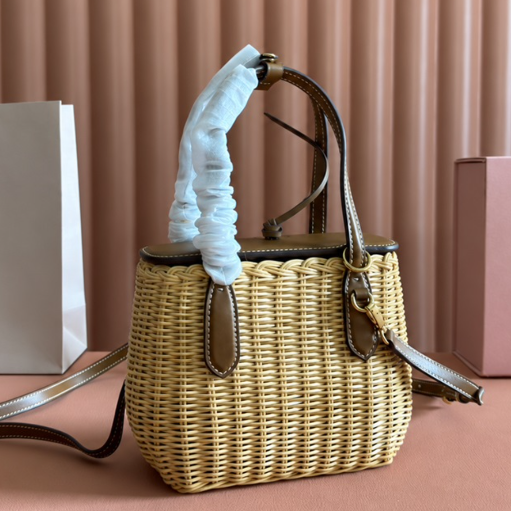 Wicker Basket Tote Bag Handwoven Mini Straw Style Leather Trim Top Handle Shoulder Crossbody Elegant Vacation Top-Tier Designer Bag