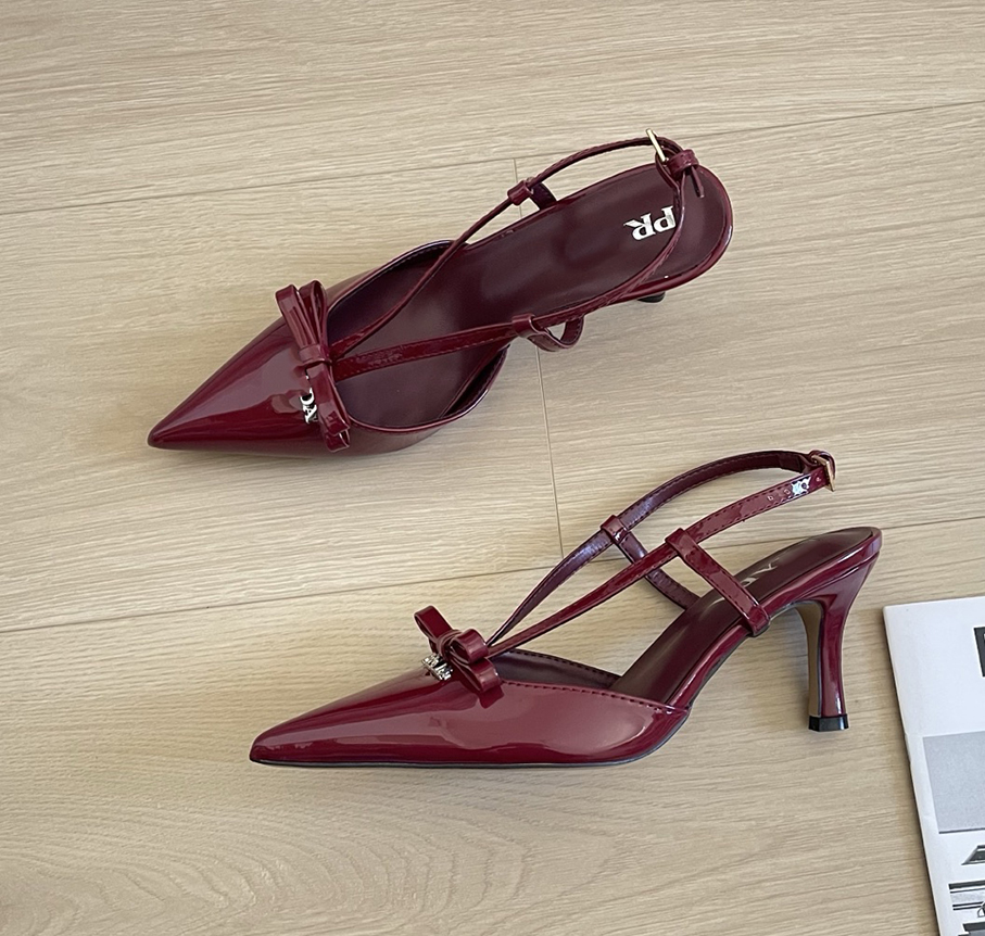Summer bow high-heeled sandals are a versatile shoe that is suitable for both pointed and semi slippers