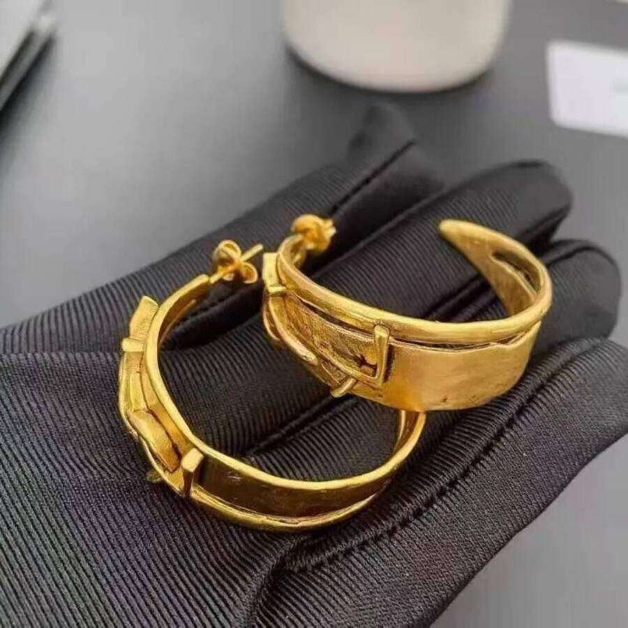 2026 Spring perfume Summer Newest Retro Letters Designer Earrings Stud For Women Girls Classic Old Style C Shape Circle cologne Hollow Earring Earin