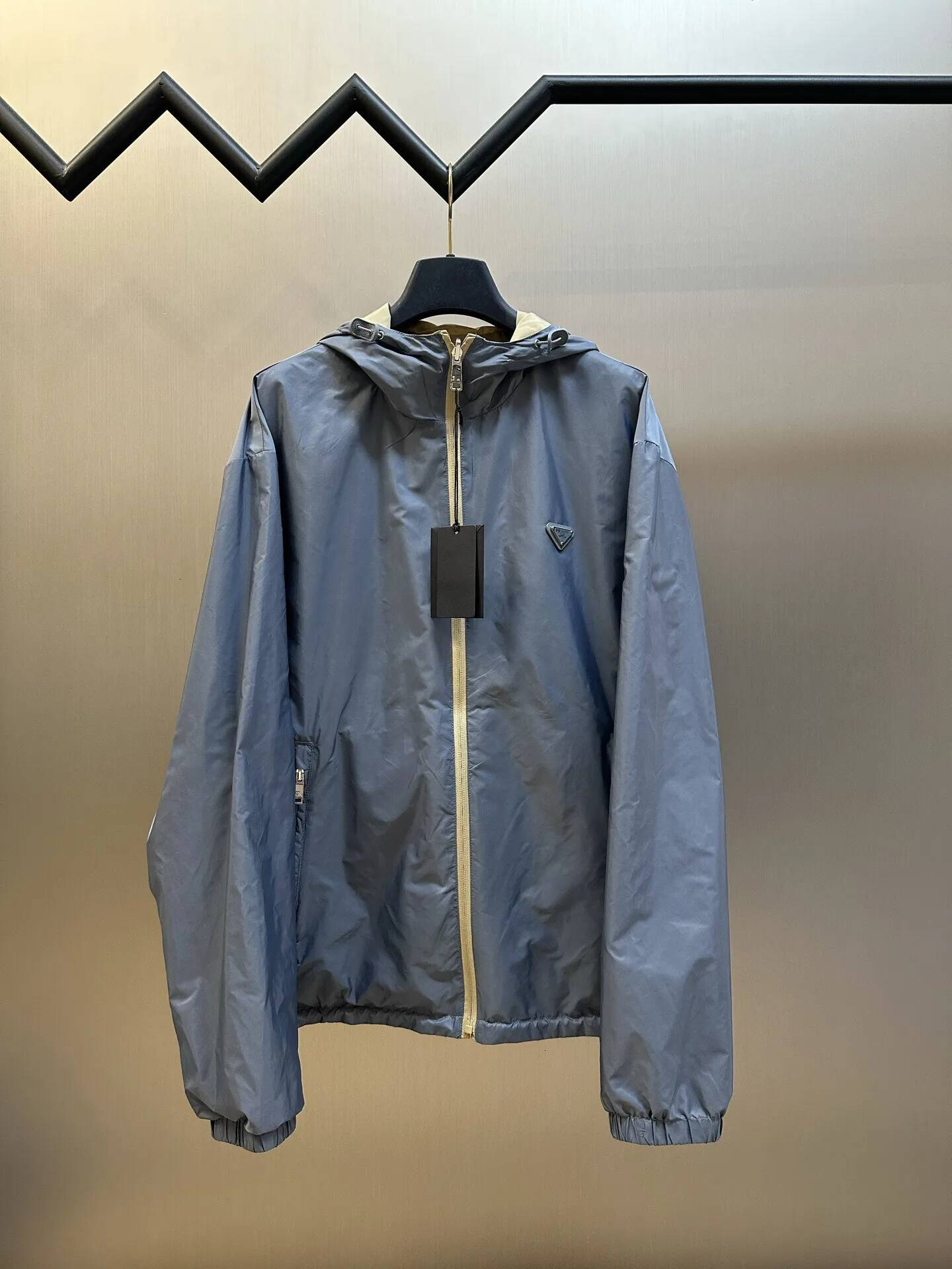 Triangle Designer Milan P Brand Double Sided Reversible Hooded With Chest Triangle Logo New Outdoor Sports Windproof Jacket pradmen jacket b92