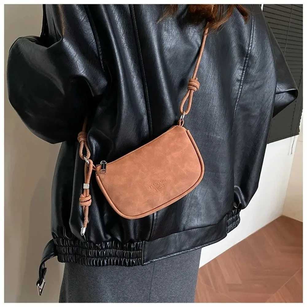 Shoulder Bags New Simple Suede Shoulder Bags Solid Color Lightweight Women Crossbody Bag Portable Adjustable Female Phone Clutch H261016