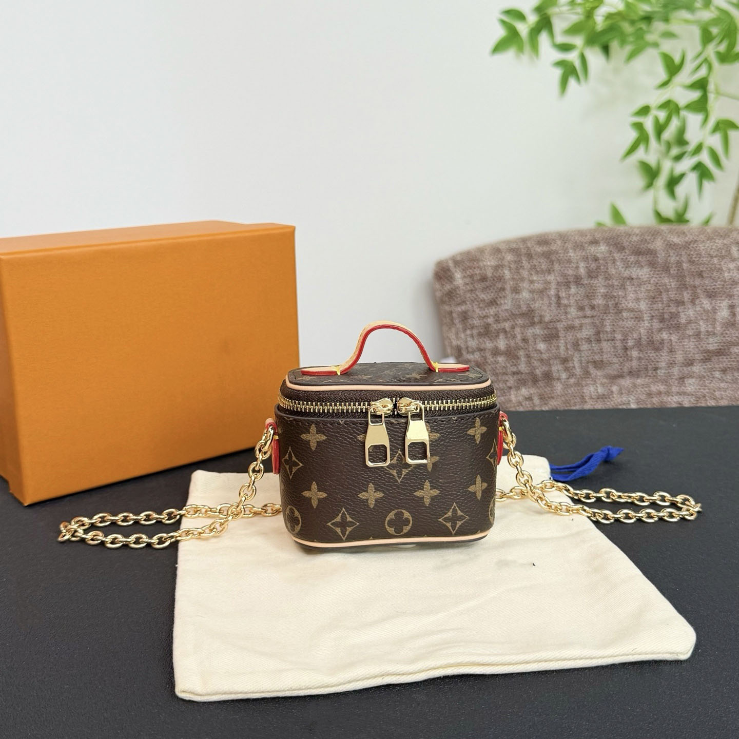 Designer ladies' mini box crossbody bag retro printed PU leather makeup bag wallet with top handle and gold chain strap small handbag
