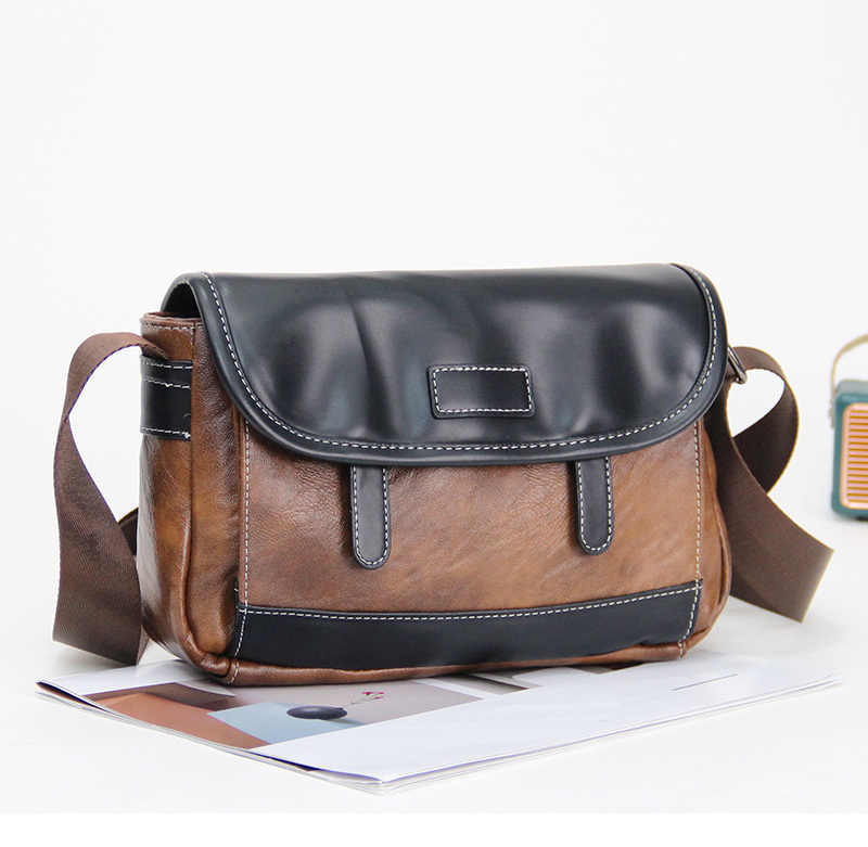 Luxurys Women Men Evening Bags Designers leather retro business crossbody Men Shoulder Bag Vintage Simple Commuter Crossbody Bag Fashion Large Capac
