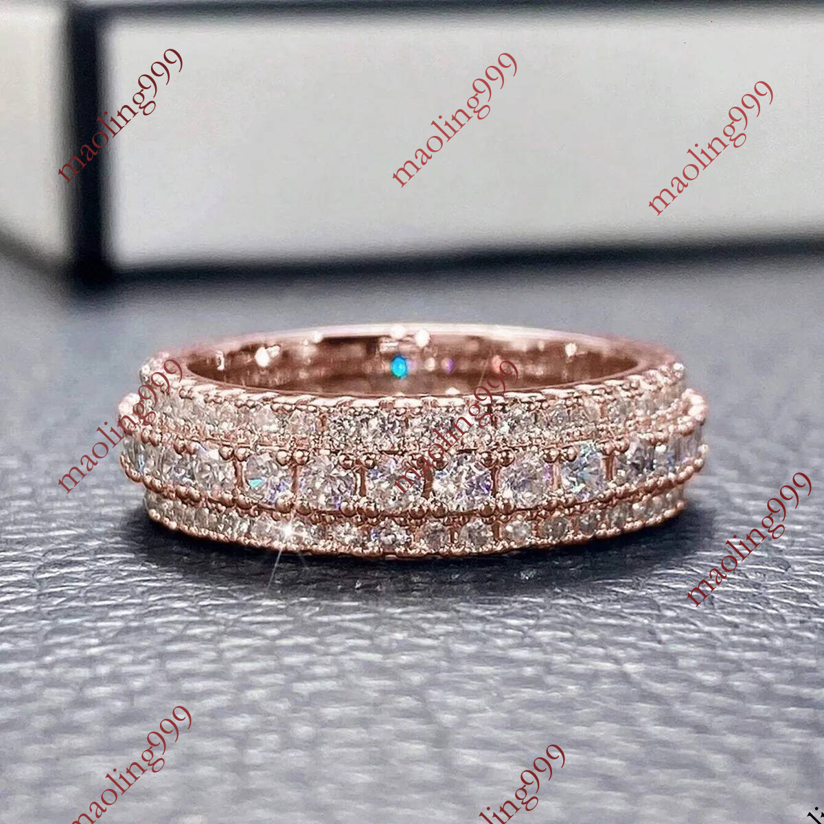Ensemble de luxe de styliste pour hommes et femmes, avec bagues entièrement en diamant, accessoires de marque de bijoux brillants et populaires