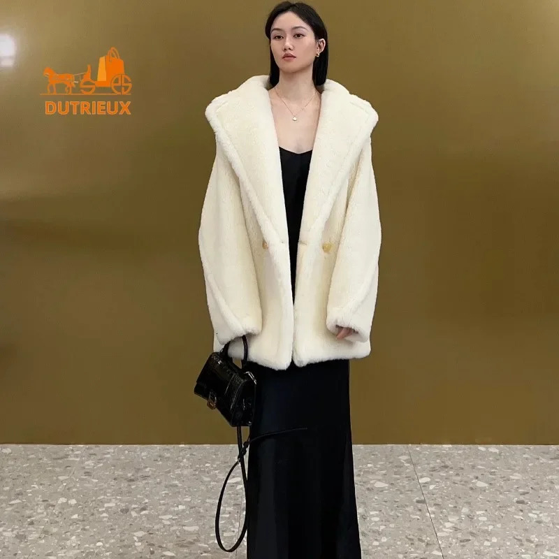 Winter Women's Short Teddy Jacket 62 Alpaca Wool 26 Sheep 12 Silk Fashionable and Elegant Thick Warm Coat for Women 261016