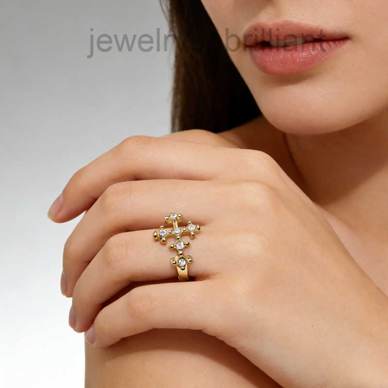 designer luxury European and American minimalist fashion commuter cross for women niche style vintage diamond studded ring bf