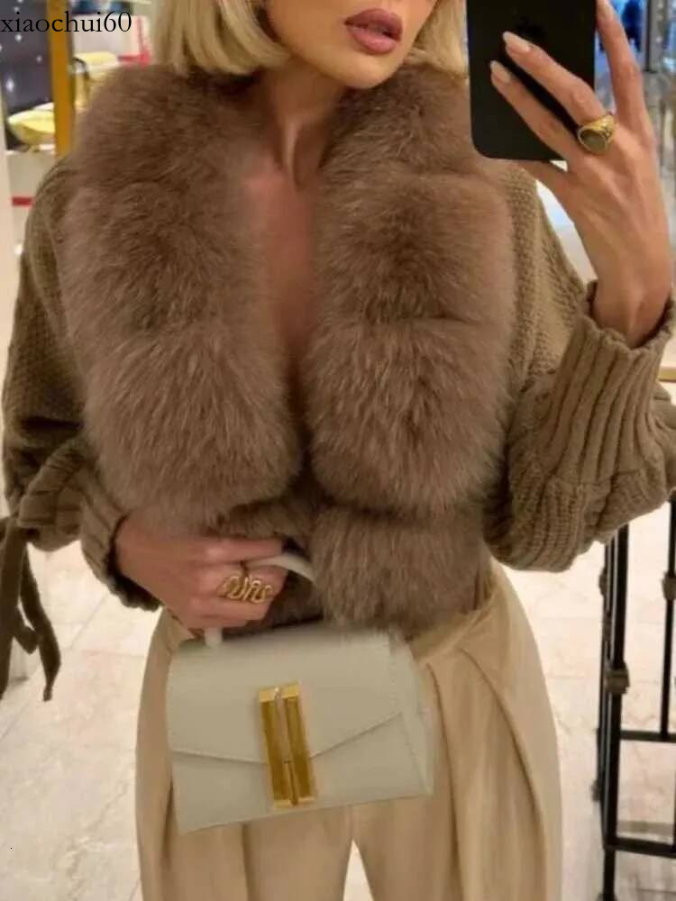 2026 Winter New Fashion Knitting Cardigan Placket Women Casual Real Fox Coat Short Warm Knitted Jacket With Natural Fur