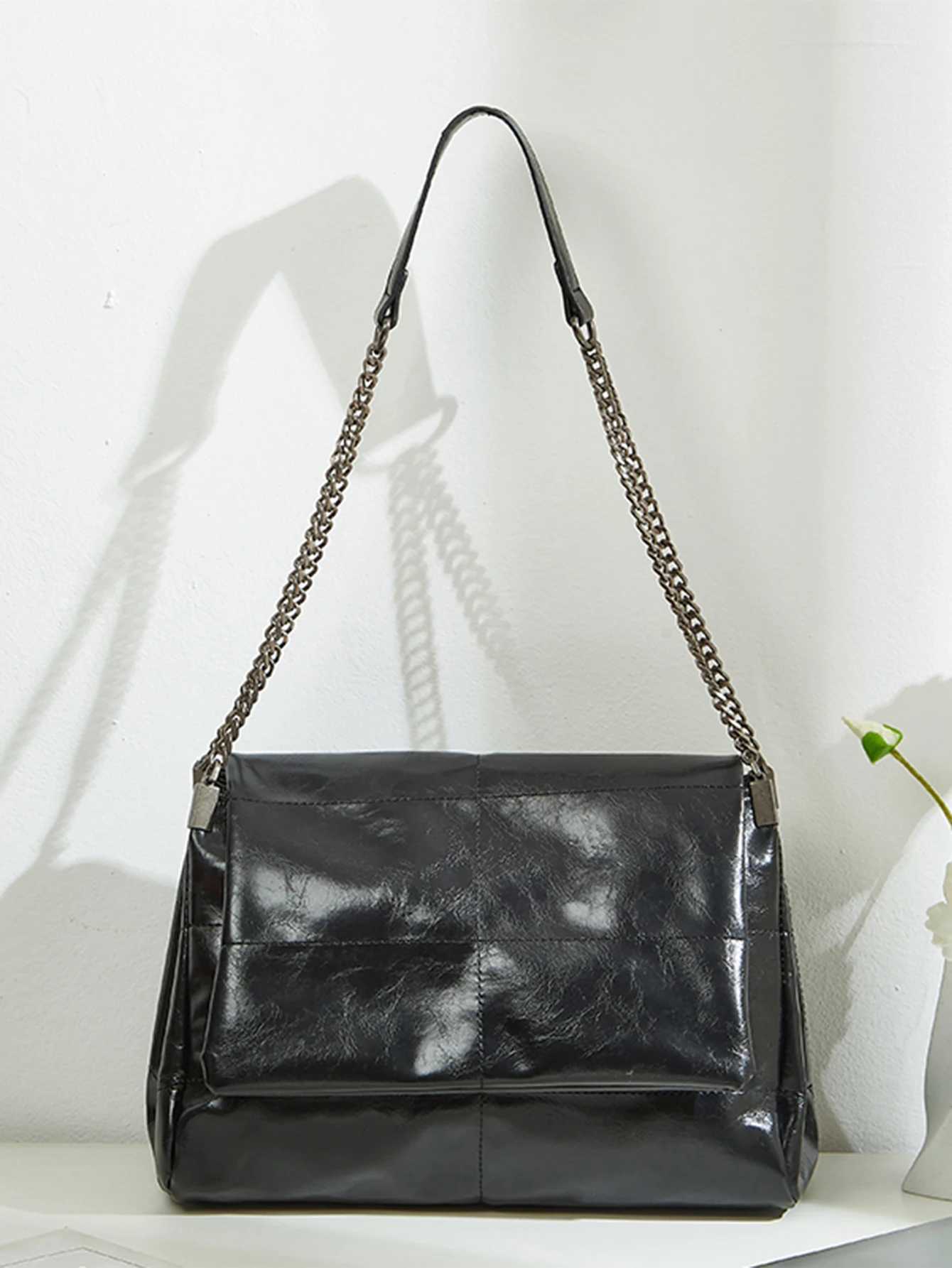 Evening Bags Large Capacity Commuting Bag 2024 New Spring/Summer Women's Chain Tote Bag and Fashionable Single Shoulder Underarm Bag H261016
