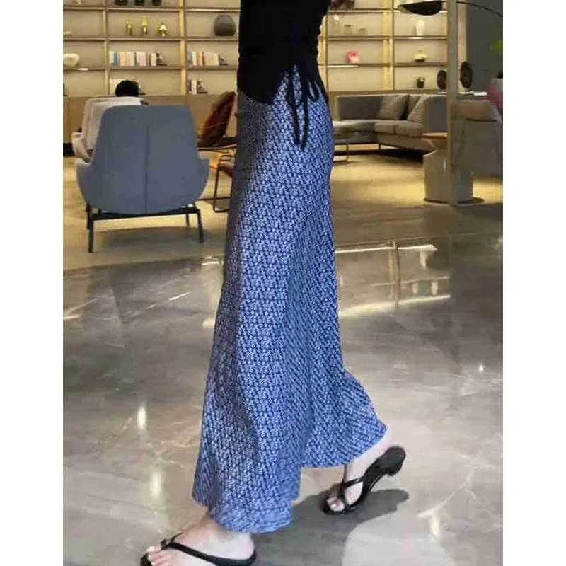 Leggings Women's Women's Pants Capris Printed Fashion High-quality Versatile Skirt for Women Summer New Casual Hip-covering Mid-lengthW261