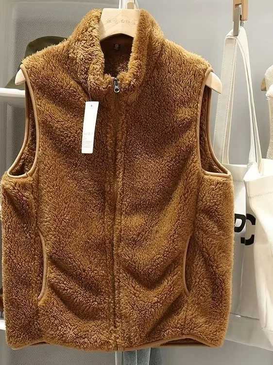 Casual Men's Fleece Vests Coralline Stand Collar Vest Men's Thickened Winter Warm Zipper Pocket Pure Color Leisure Couple's VestW2610