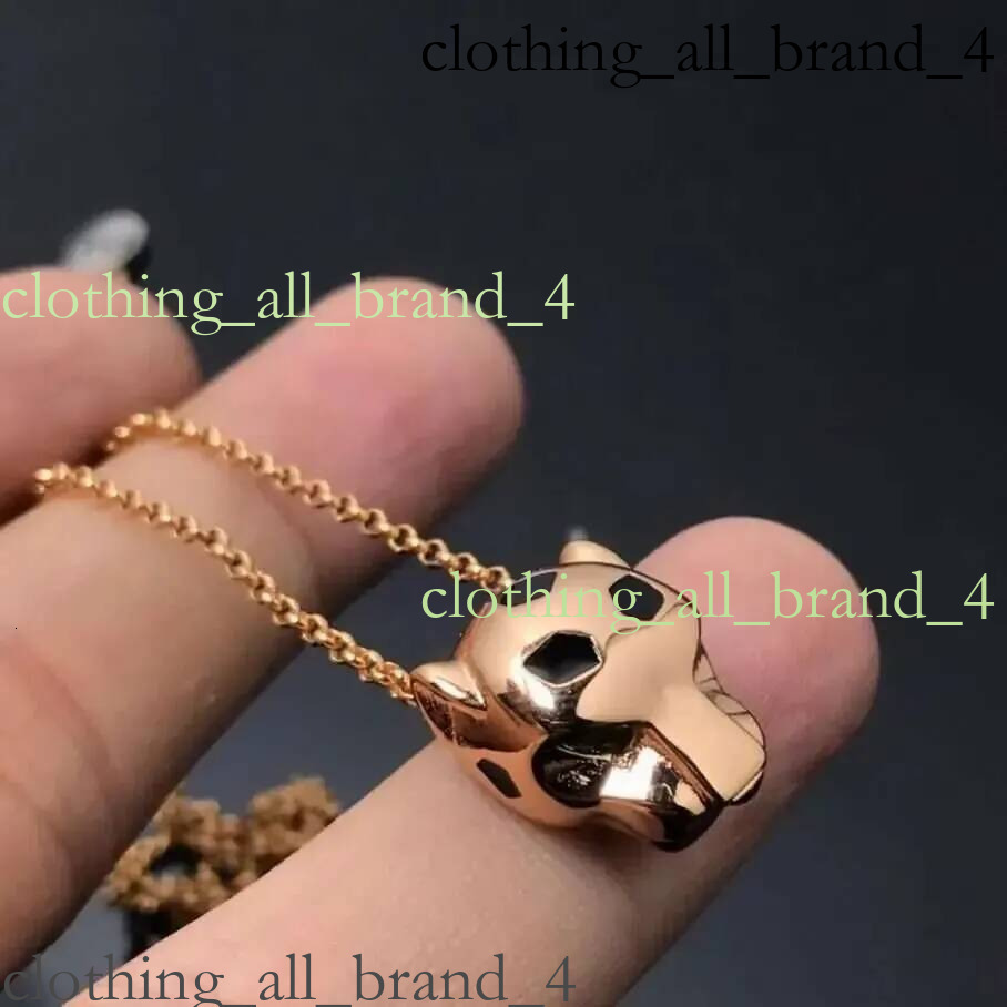 Nail Desginer Leopard With Gold Plated Love Men Women Pendant Necklaces Luxury Jewelry Carteied Necklace 3A0