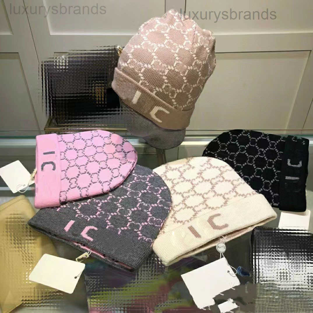 Designer Knit Beanie For Women Winter Casual Fashion Warm Skull Caps For Women And Men