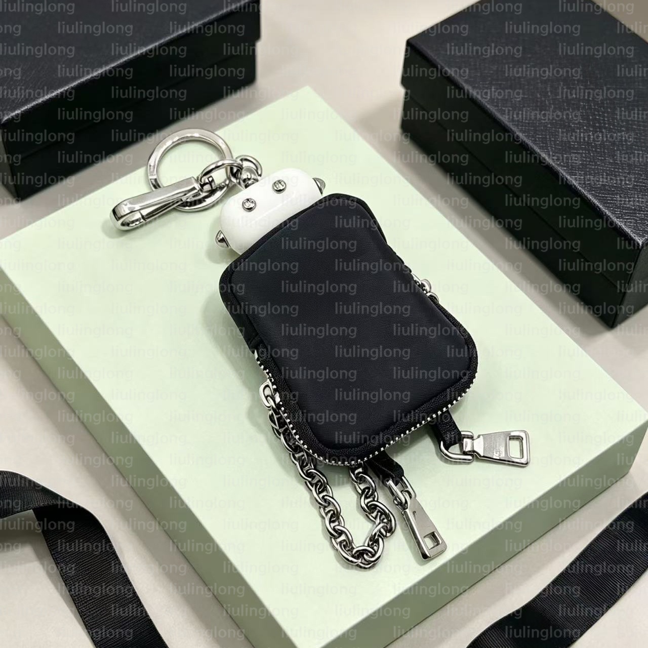 Robot key pouch Keychain Designer Keychain Luxury Soft Robot Nylon bag Charm pendant Wallet Classic triangle Key Chain Lanyards Designer Car Keychai
