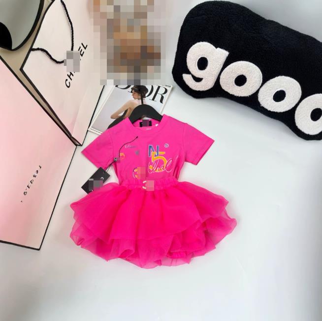 Summer Kids Designer Clothes Cute Two Piece Skirt Set Baby Girls Children Clothing Dresses Sets Short Sleeve Pullover T-shirt Pleated Cake Dress P87