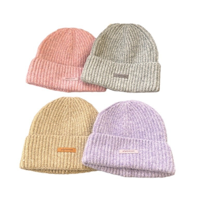Knitted women Koreanstyle trendy design with letter small leather patch warm comfortable suitable for autumn winter thin lightweight street style